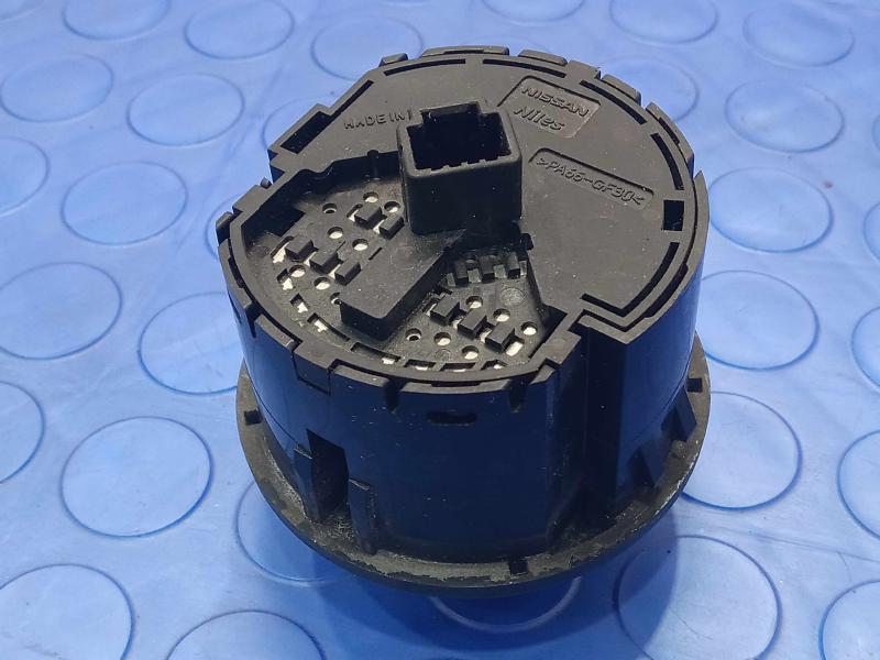 2012-2021 Nissan NV Headlight Control Switch w/o Fog Lamps OEM 255421PA0A