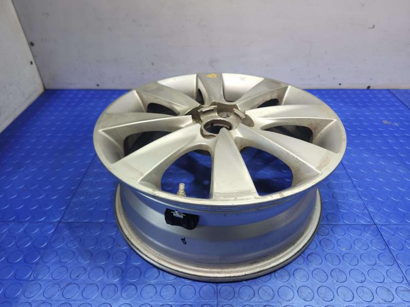 2013 Hyundai Accent Wheel