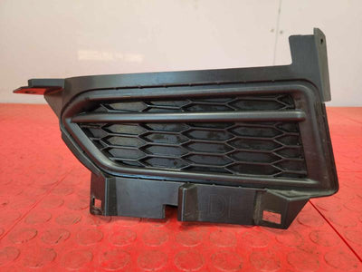 2020 Nissan Versa Grille
