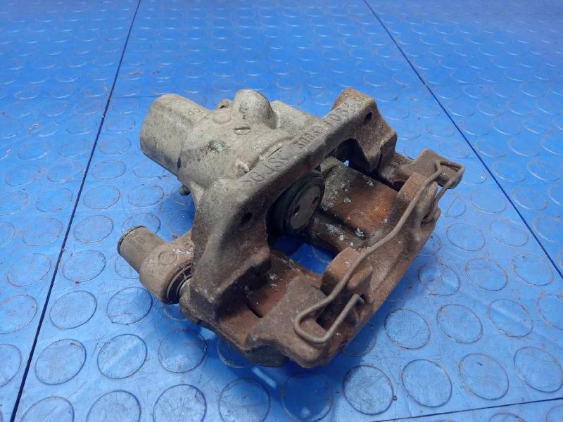 2013 Ford Focus Caliper