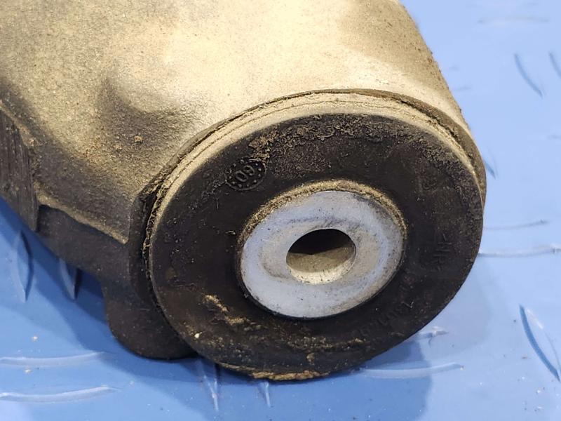 2010 Mercedes ML-Class Lower Control Arm Front