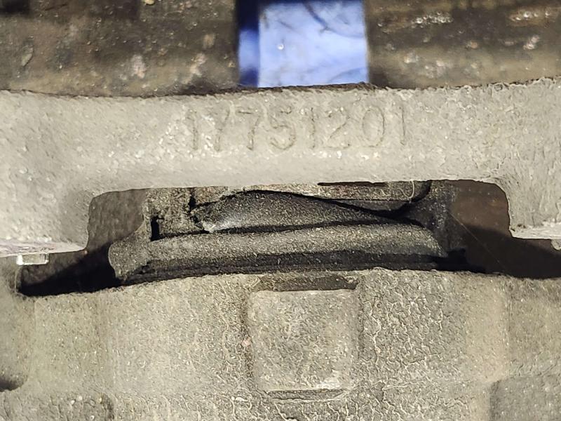 2014 Ford Explorer Caliper