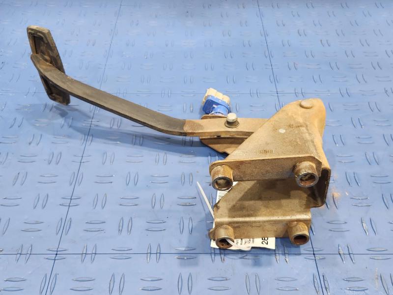 2012 Ford F-250 Super Duty Brake Pedal
