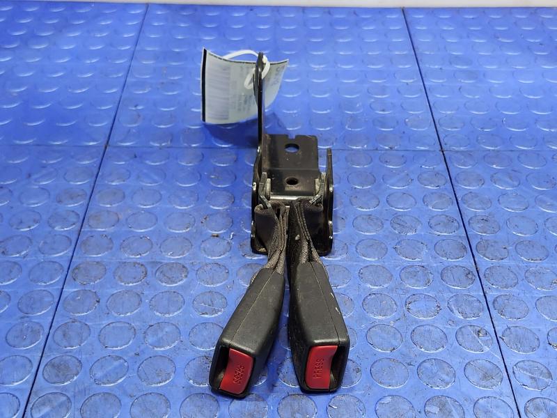2007 Hummer H3 Rear Seat Belt