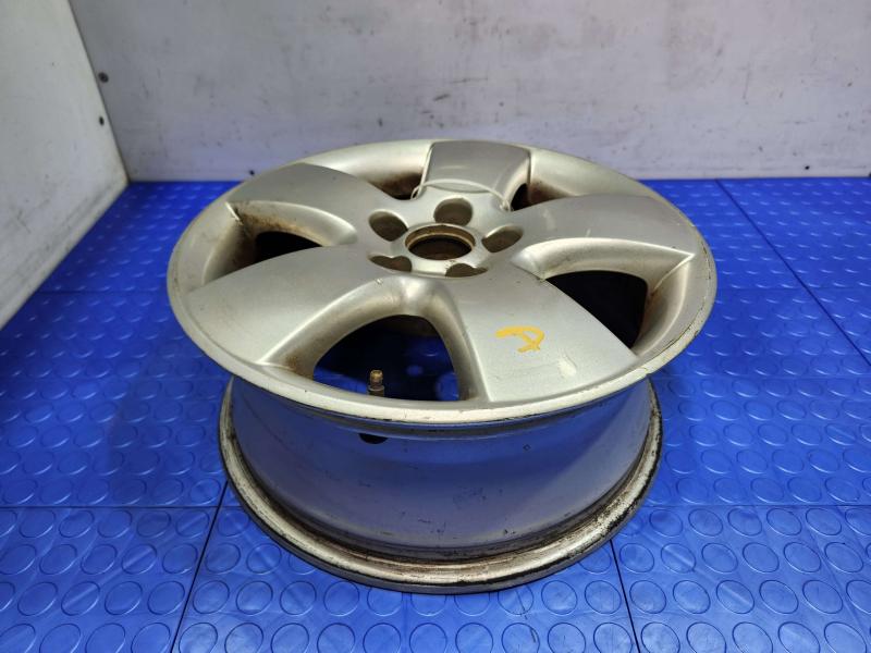2005 Volkswagen Jetta Wheel