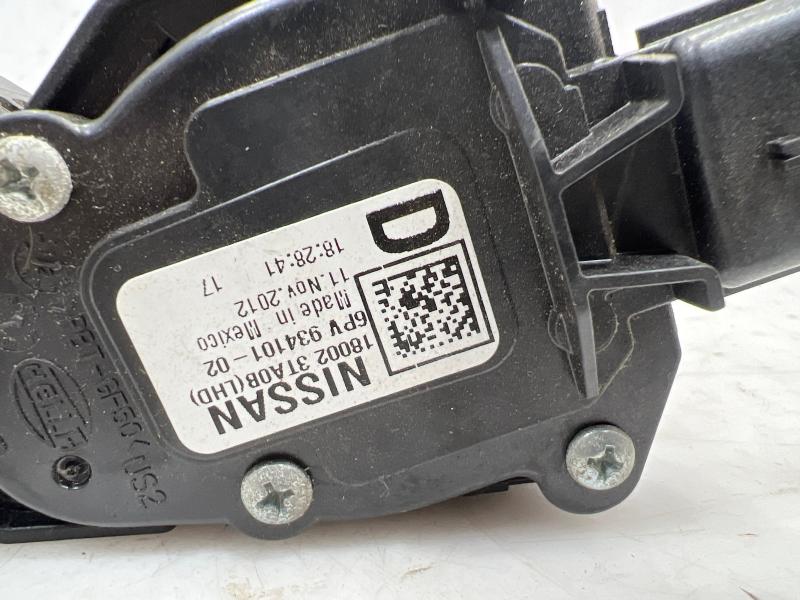 2013 - 2018 Nissan Altima Accelerator Pedal Assembly OEM 180023TA0B