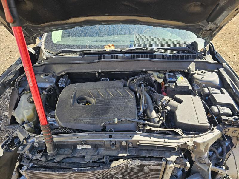2014 Ford Fusion Headrest