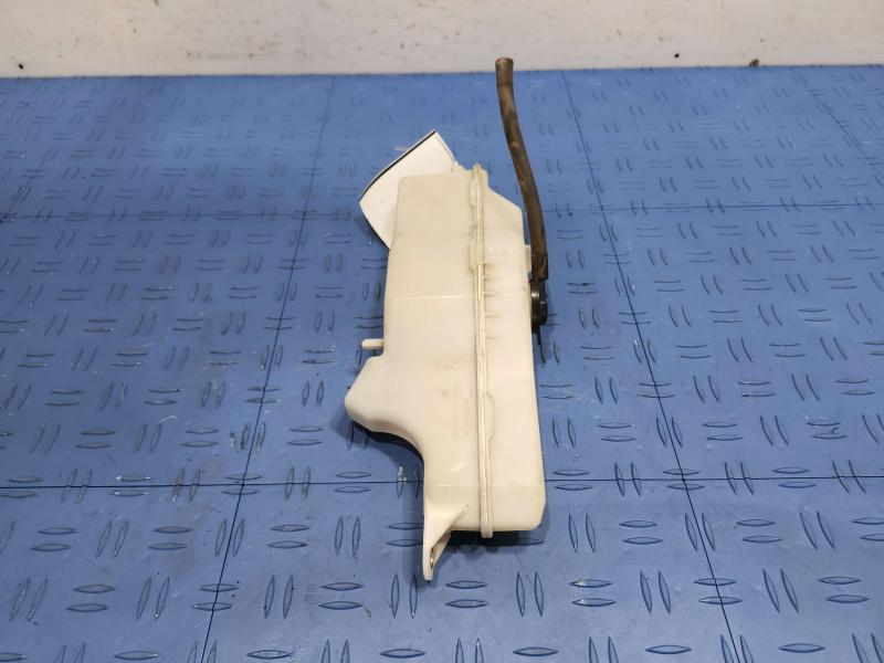 2013 Toyota Camry Coolant Recovery Bottle