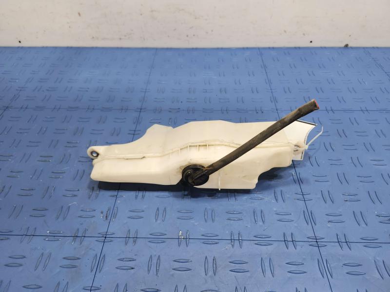 2013 Toyota Camry Coolant Recovery Bottle