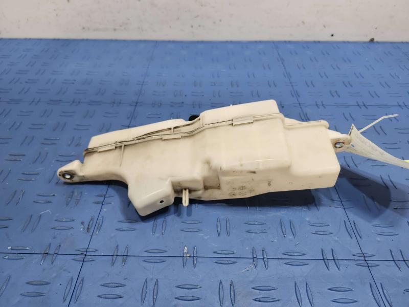 2013 Toyota Camry Coolant Recovery Bottle