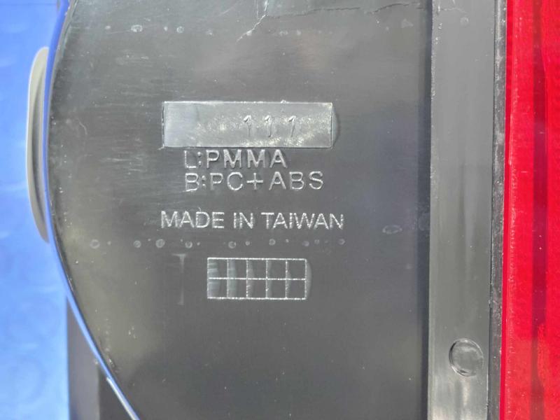 1994 Ford F-150 Tail Light Assembly