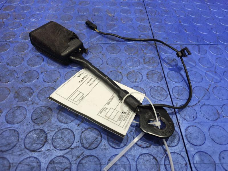 2020 Volkswagen Passat Front Seat Belt