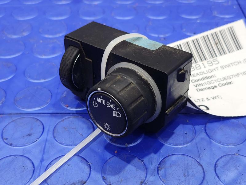 2017 Chevrolet Silverado 2500 Headlight Switch (Dash Mtd)