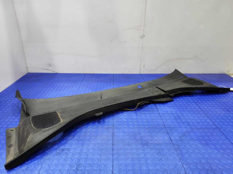 2010-2017 Volvo XC60 Cowl Panel Cover Grille Air Inlet Genuine OEM 31402670