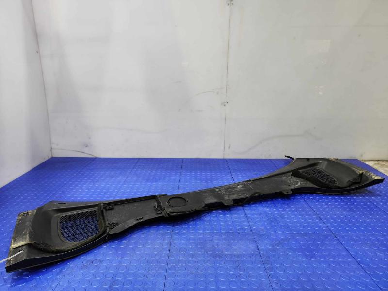 2010-2017 Volvo XC60 Cowl Panel Cover Grille Air Inlet Genuine OEM 31402670