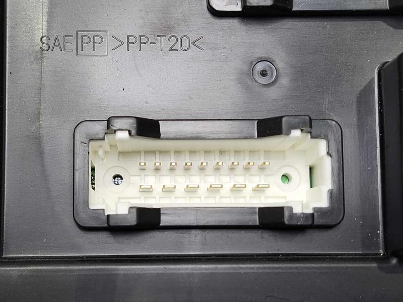 2015 Nissan Leaf Body Control Module BCM Genuine OEM 284B13NF0B