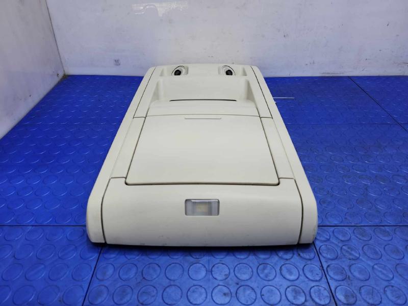 2009 Volkswagen Routan Info-Gps-Tv Screen