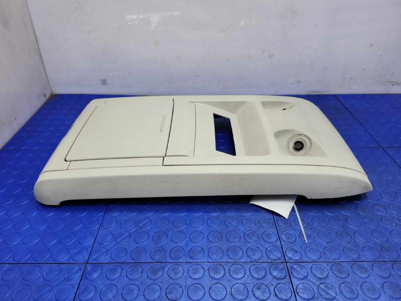 2009 Volkswagen Routan Info-Gps-Tv Screen