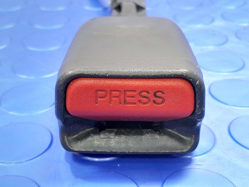 2021 Nissan Versa Front Seat Belt