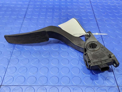 2014 Chrysler 300 Pedal Assembly