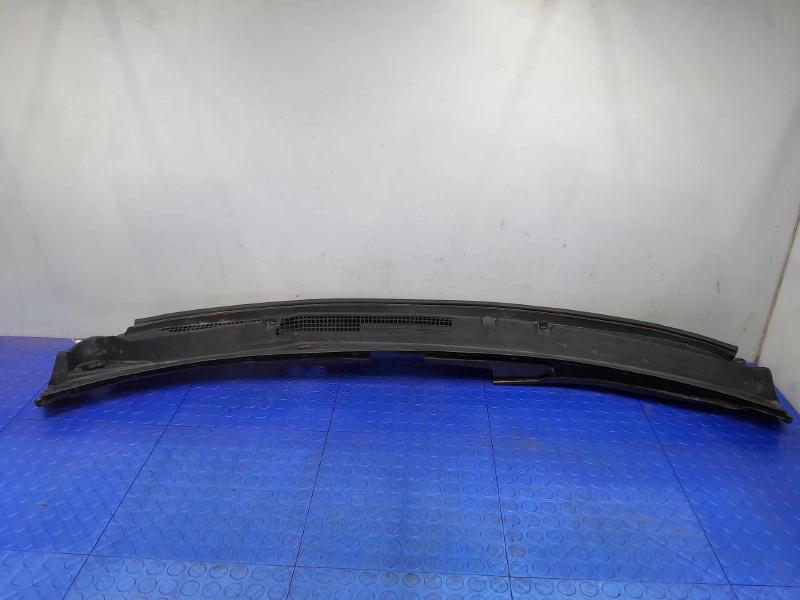 2015-2019 Subaru Outback Subaru Legacy Cowl Grille Genuine OEM 91419AL05B