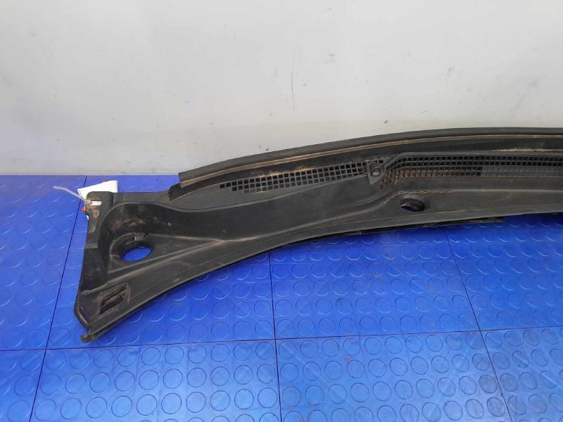 2015-2019 Subaru Outback Subaru Legacy Cowl Grille Genuine OEM 91419AL05B