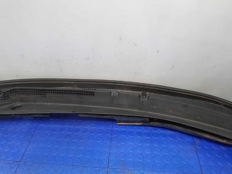 2015-2019 Subaru Outback Subaru Legacy Cowl Grille Genuine OEM 91419AL05B
