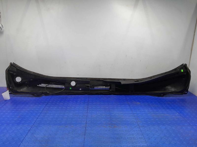 2015-2019 Subaru Outback Subaru Legacy Cowl Grille Genuine OEM 91419AL05B