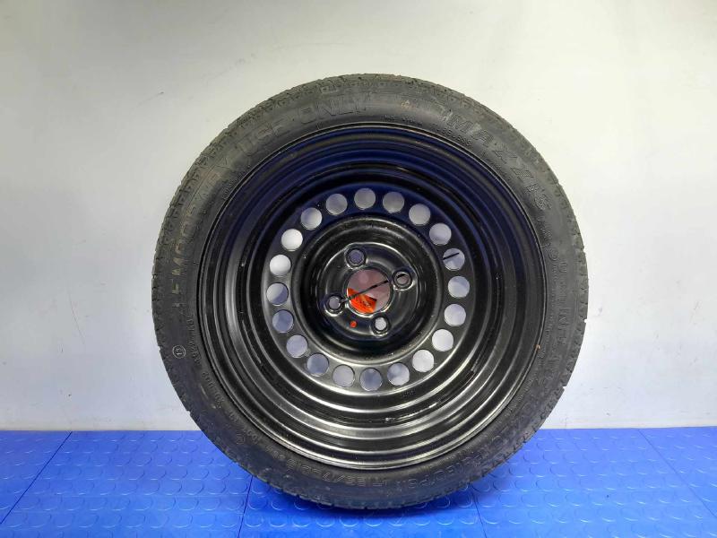 2022 Nissan Versa Wheel