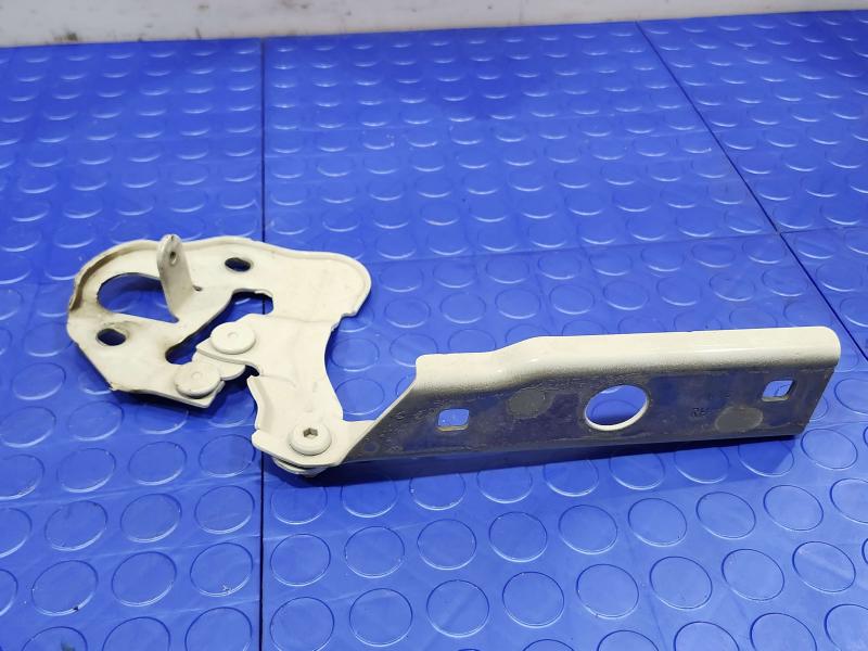 2018 Audi Q7 Hood Hinge