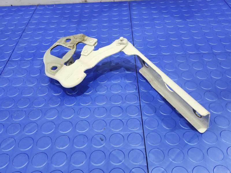 2018 Audi Q7 Hood Hinge