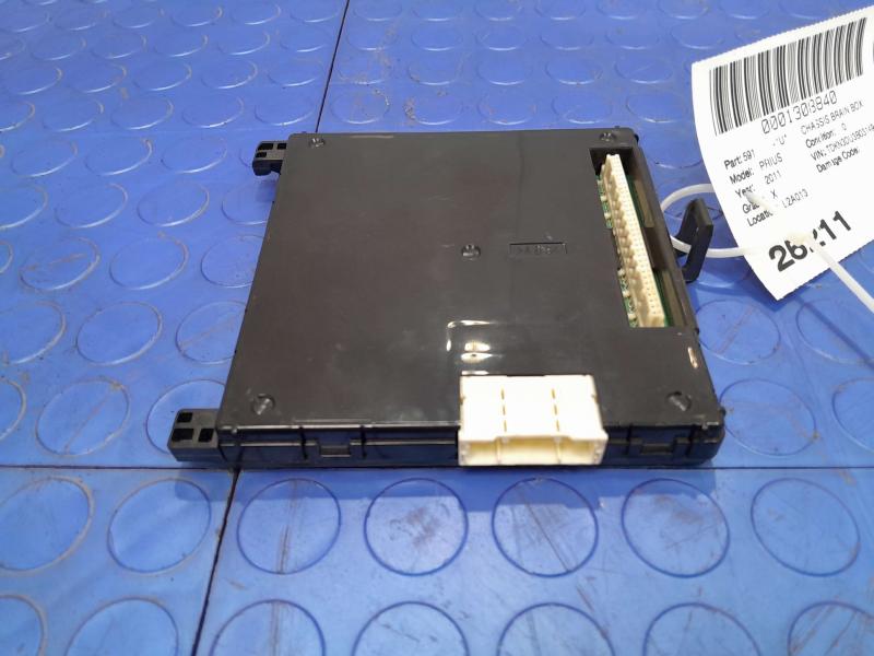 2010-2011 Toyota Prius Multiplex Network Control Module OEM 89221-47120