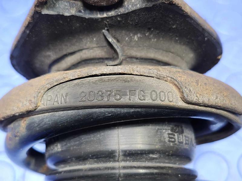 2010 Subaru Legacy Strut Assembly
