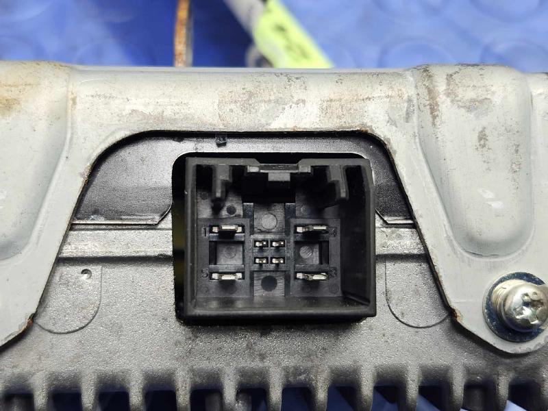2015-2023 Jeep Renegade Power Inverter Module Genuine OEM 68202292AA