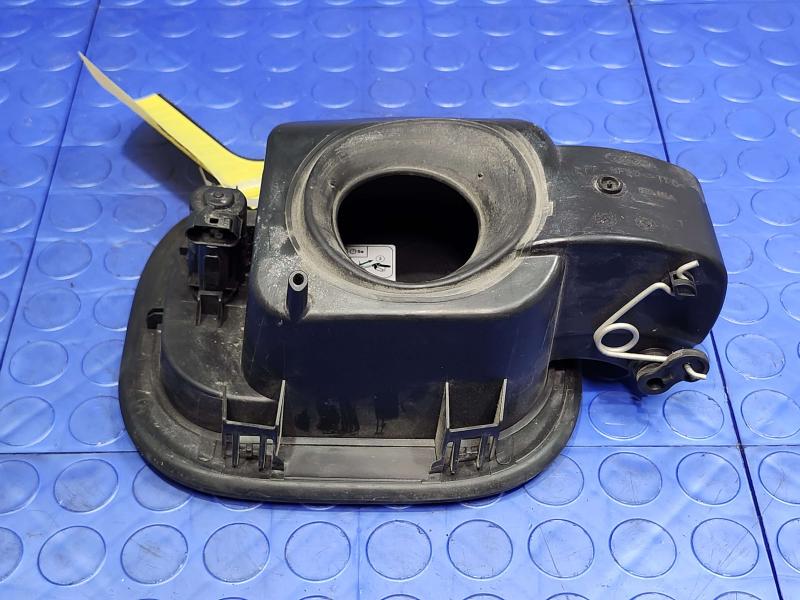 2020 Ford Escape Fuel Tank Door