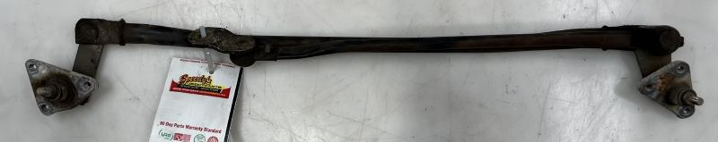 1997 - 2000 Toyota Rav4 Windshield Wiper Linkage OEM 8515042060