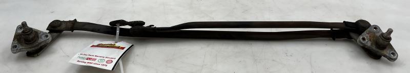 1997 - 2000 Toyota Rav4 Windshield Wiper Linkage OEM 8515042060