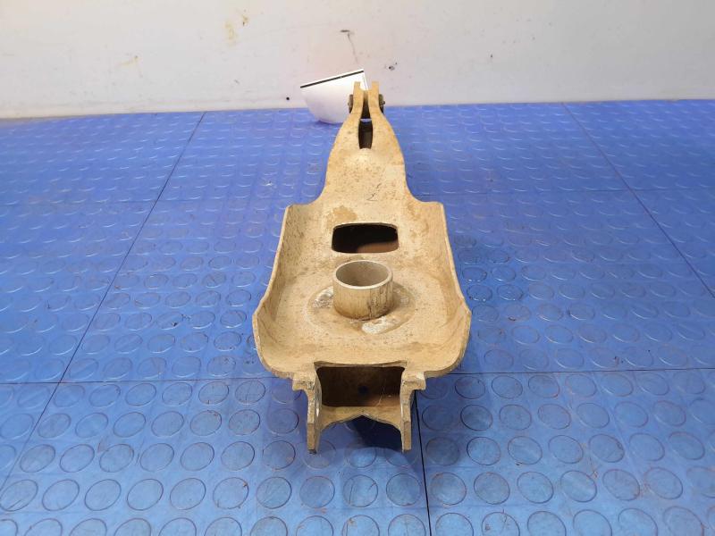2015 Chrysler 200 Lower Control Arm Rr