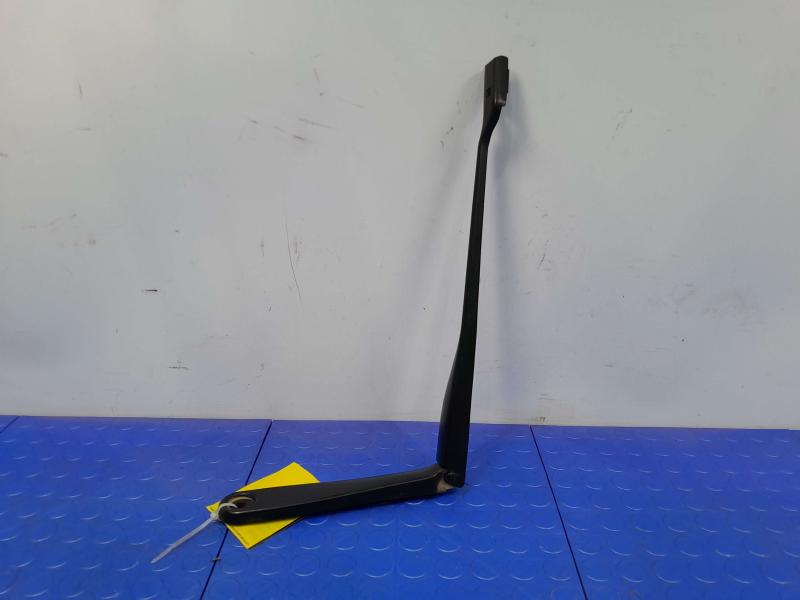 2018 BMW 740I Wiper Arm