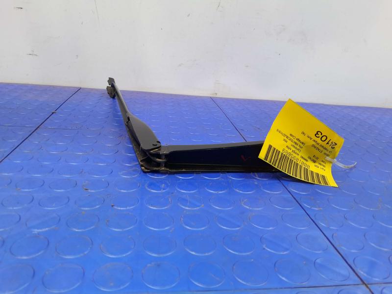 2018 BMW 740I Wiper Arm