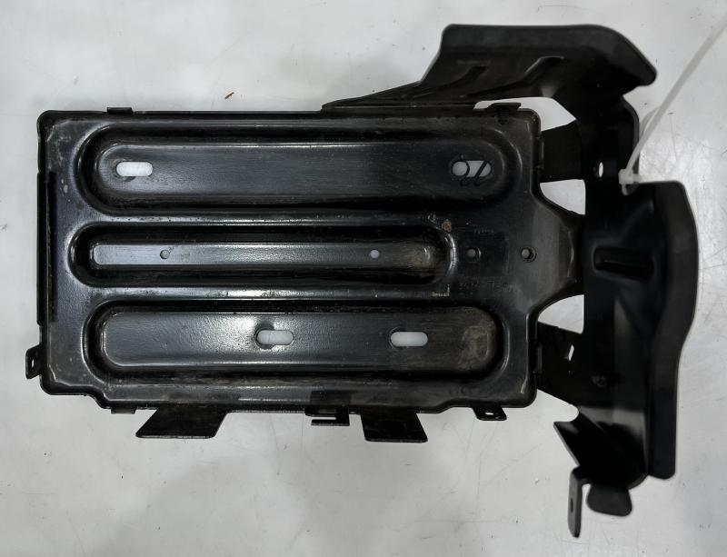 2017 - 2019 GMC Acadia Cadillac XT5 Battery Tray OEM 84081576