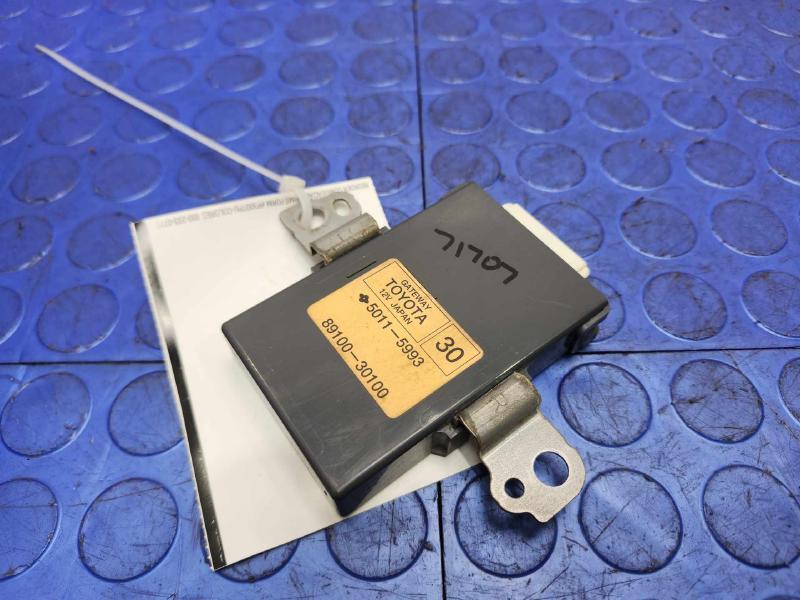 2013 Lexus GS350 GS450 Network Gateway Control Module OEM 89100-30100