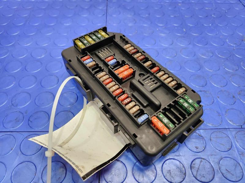 2014 BMW 228i Engine Fuse Box