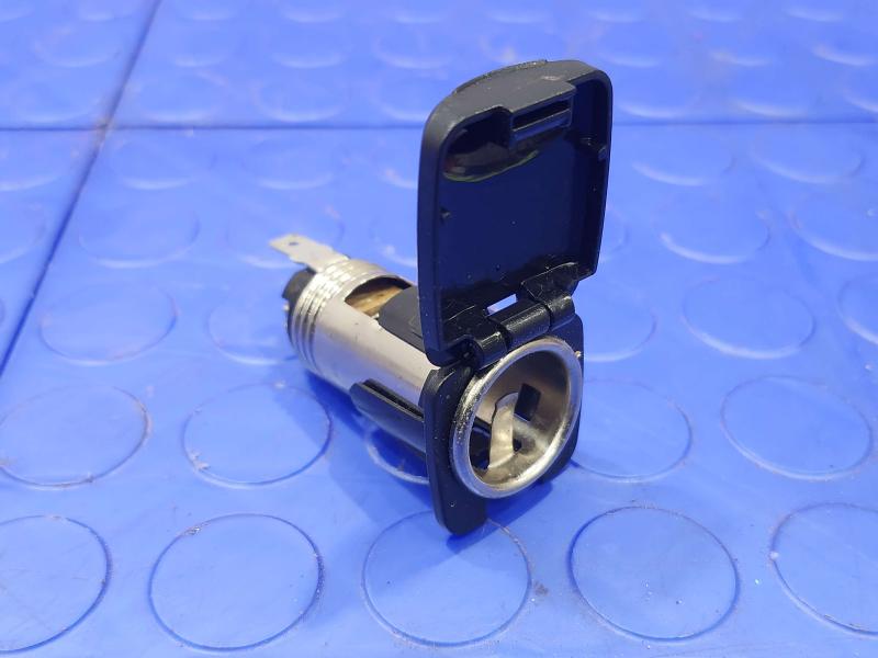 2010-2014 Subaru Legacy Outback 12 Volt Power Outlet Genuine OEM 86711FA060