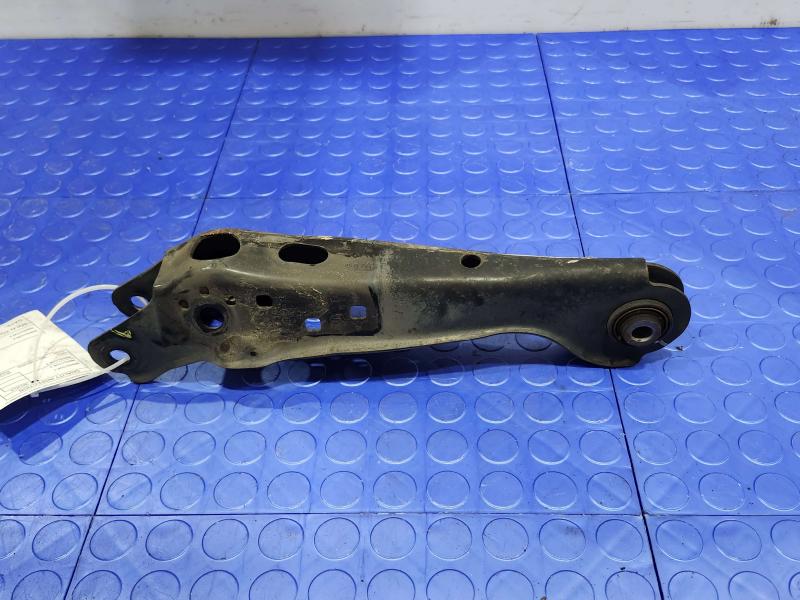 2015 Nissan Murano Lower Control Arm Rr