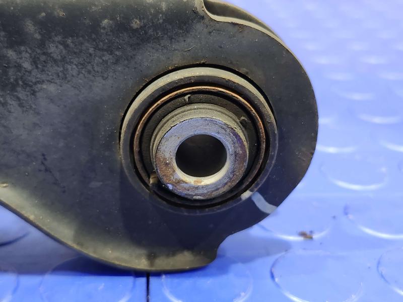 2015 Nissan Murano Lower Control Arm Rr
