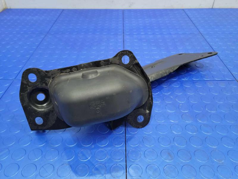 2009 Volkswagen Tiguan Lower Control Arm Rr