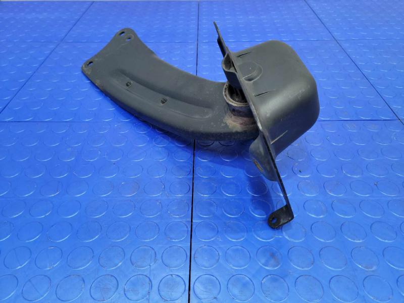 2009 Volkswagen Tiguan Lower Control Arm Rr