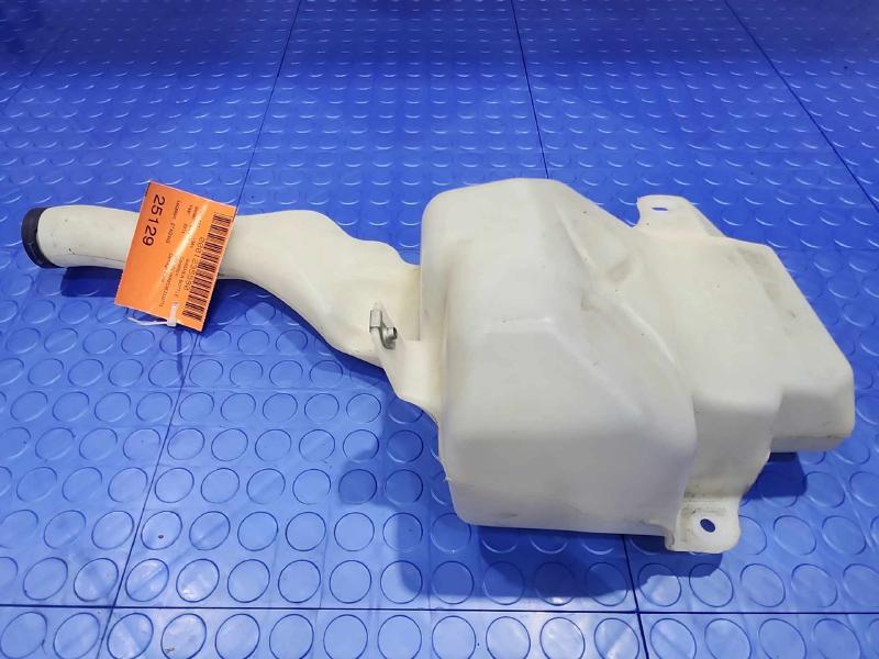 2014 Chevrolet Silverado 1500 Washer Bottle