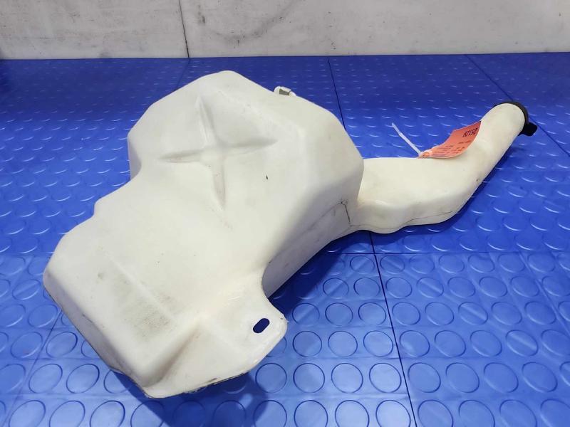 2014 Chevrolet Silverado 1500 Washer Bottle
